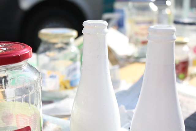Upcycling w modzie: Od ciuchów babci do haute couture – jak kreatywnie odświeżyć garderobę i uratować planetę